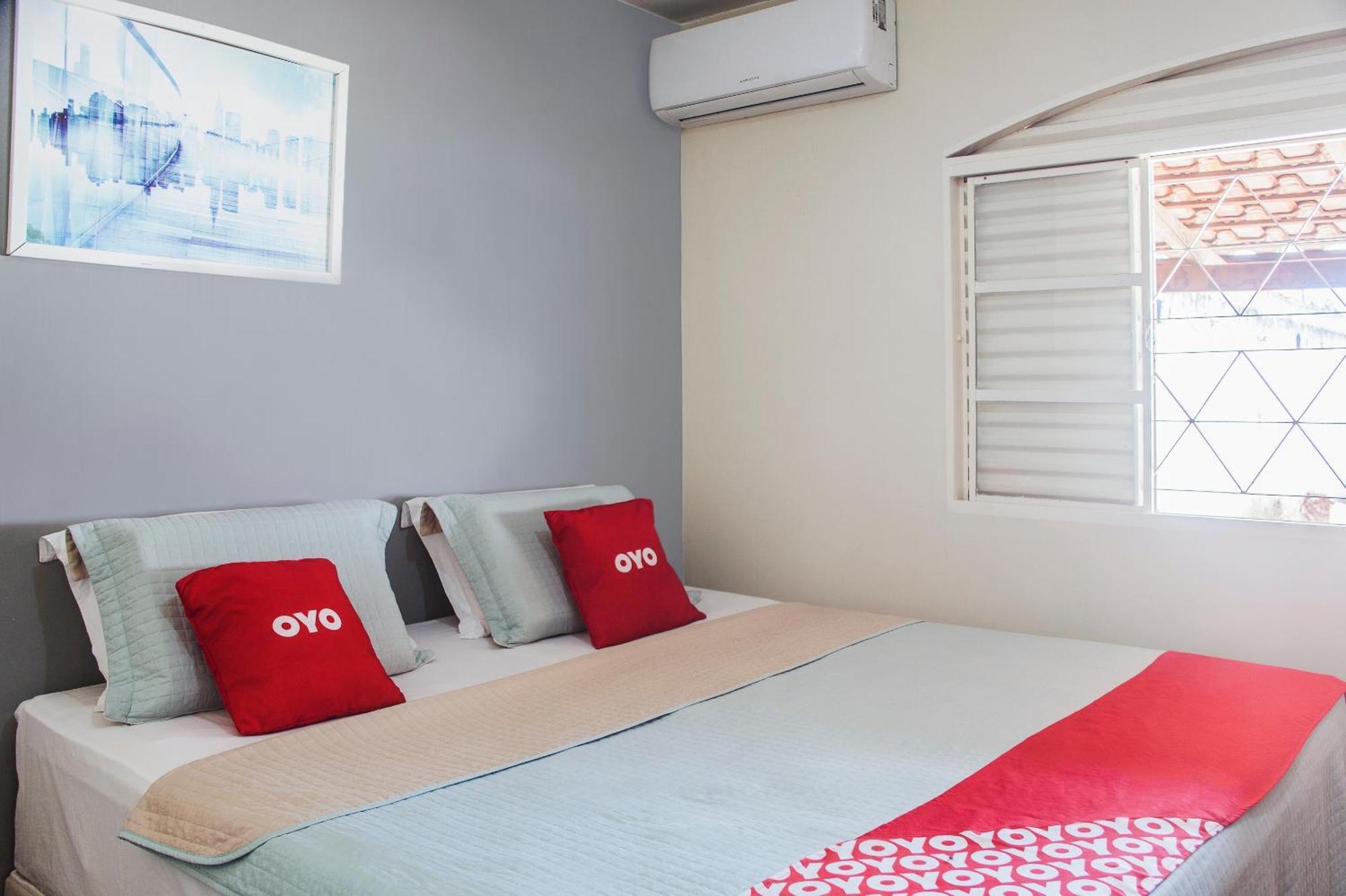 Oyo M&J Hotel Santo Antônio do Descoberto Dış mekan fotoğraf